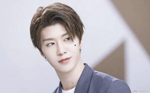 吃瓜娱乐圈范丞丞,娱乐圈的瓜中明星，揭秘他的成长之路