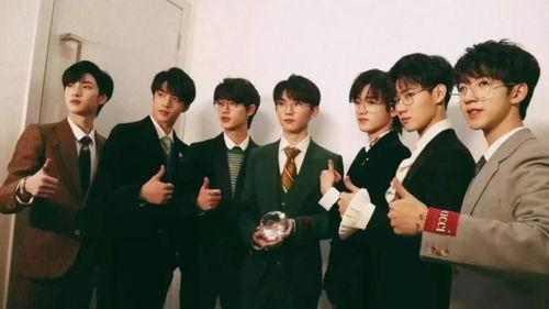 娱乐在前线吃瓜,揭秘“吃瓜群众”背后的故事